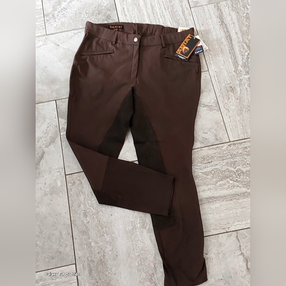 Ariat Equestrian - Picture 1 of 11